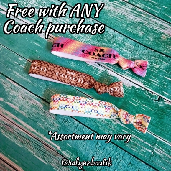 🐎Coach Mini Pouch🐎 - Picture 12 of 15